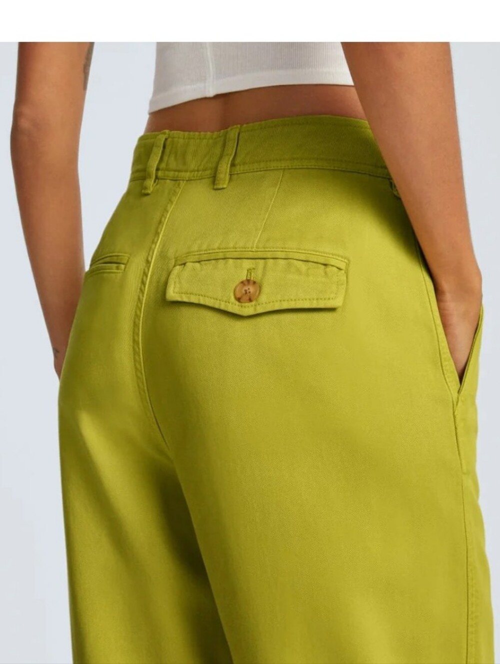 Everlane High-Rise Relaxed Olive Green Chino - Picture 8 of 8